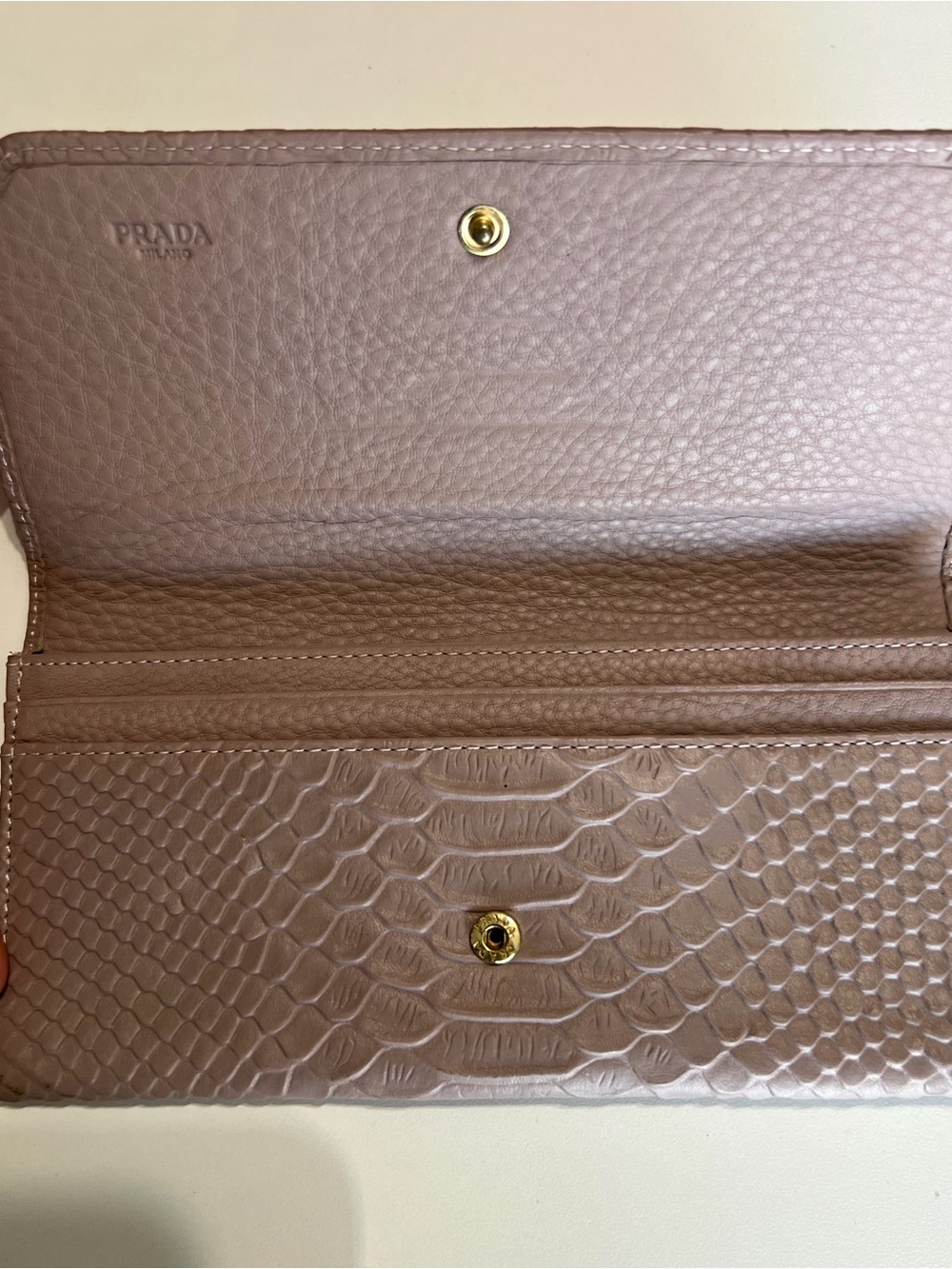 Prada Mauve Textured Leather Continental Wallet with Gold Logo - Picture 8 of 8